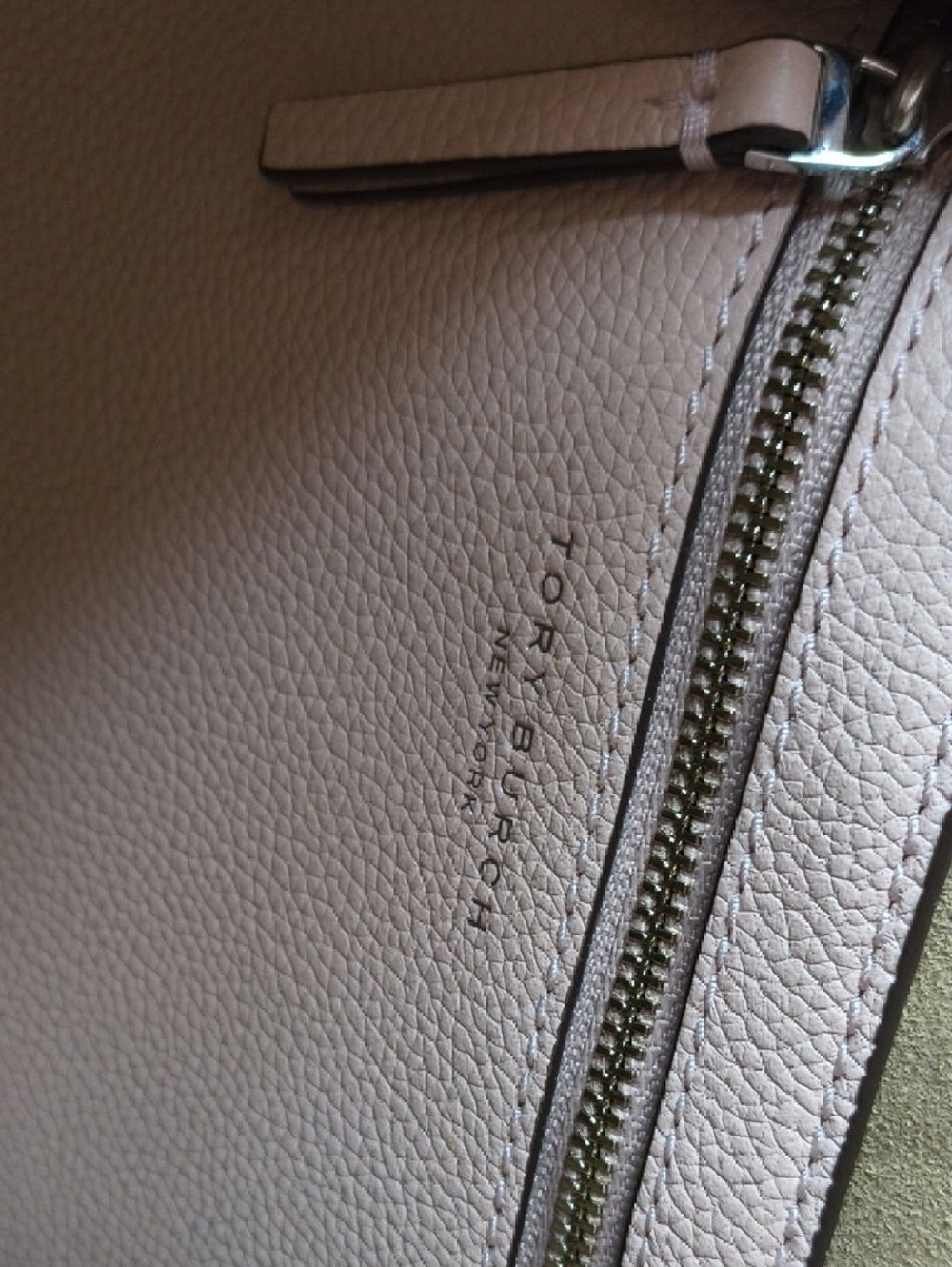 Tory Burch Small Romy Tote In Blush Pink - Picture 6 of 11